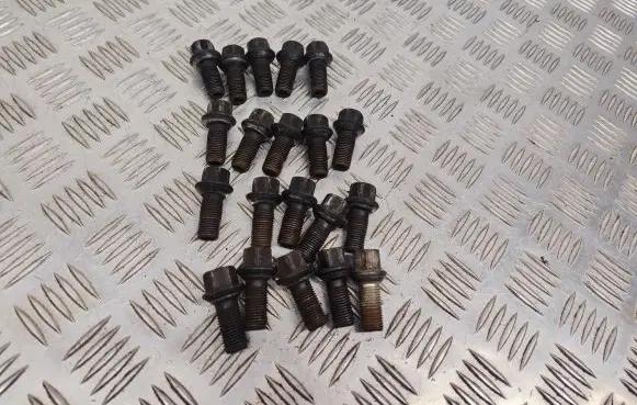 Nuts/bolts
