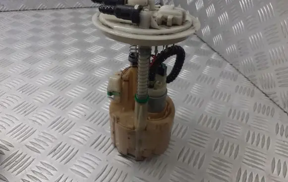 Smart ForFour I Mechanical fuel pump 0975002990