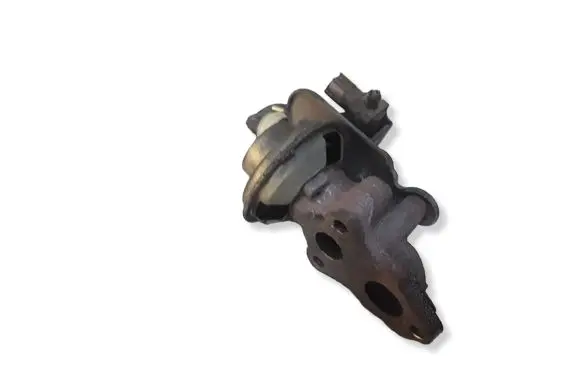 Toyota Corolla Verso E121 EGR valve 2562027070