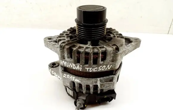Hyundai Tucson TL Generator/alternator 373002B960 2622503