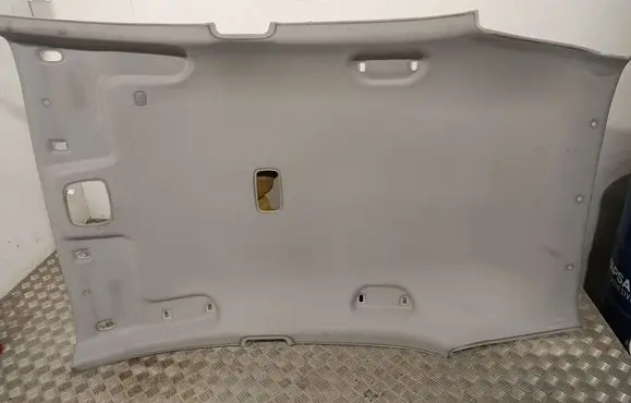 KIA Rio Headlining 