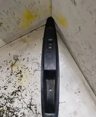 Citroen C4 I Electric window control switch 9651465677