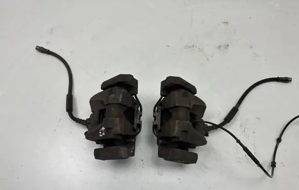 BMW 7 F01 F02 F03 F04 Rear brake caliper