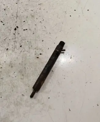 Fuel injector