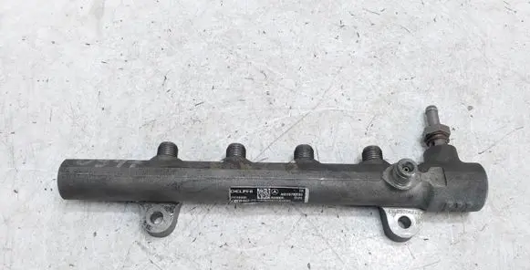 Fuel main line pipe