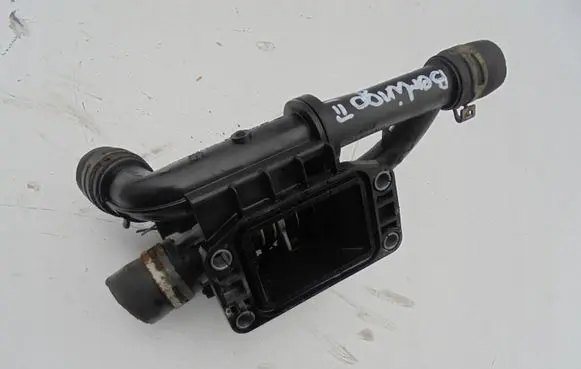 Citroen Berlingo Thermostat/thermostat housing