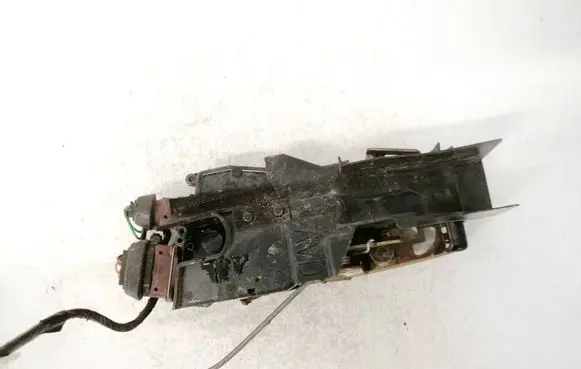 Peugeot 605 Front door lock 