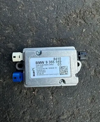 BMW X3 G01 USB control unit 9355549