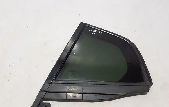 Volvo EX30 Rear vent window glass 80000171