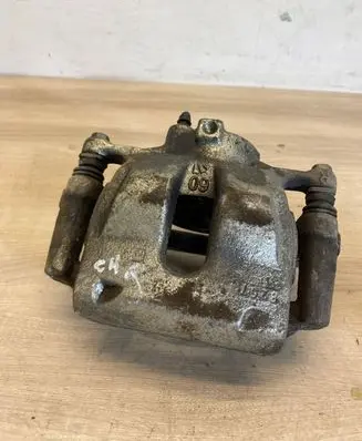 Toyota C-HR I Front brake caliper