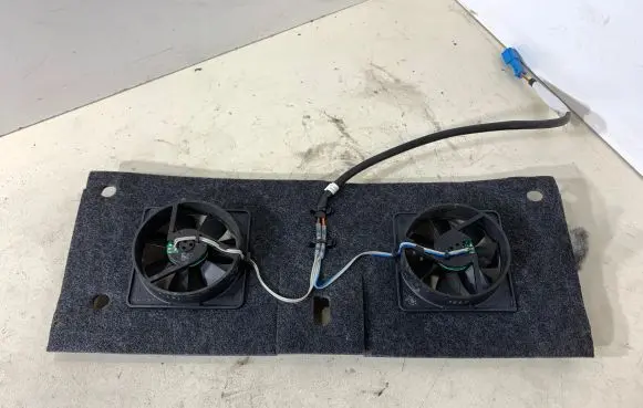Mercedes-Benz E W211 Seat fan/blower 2118202142