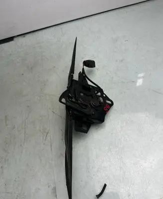 Volkswagen PASSAT B5 Engine bonnet/hood lock/latch loop/hook 5434545