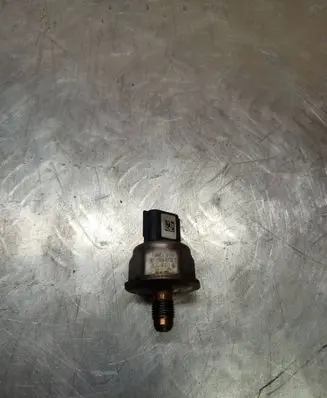Ford Mondeo MK V Fuel pressure sensor A2C74087100 DS7G9F972DB 021214RFF