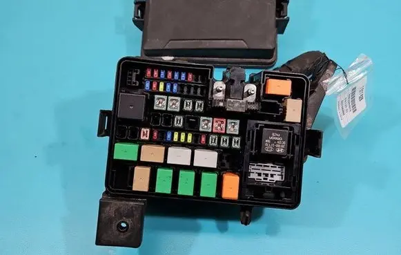 Fuse box set