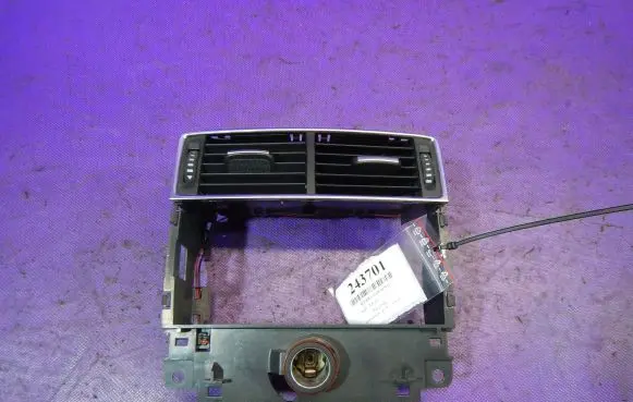 Audi A8 S8 D3 4E Dashboard air vent grill cover trim 4E0819203B