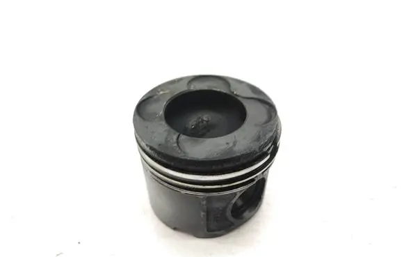 BMW X3 E83 Piston 0840C