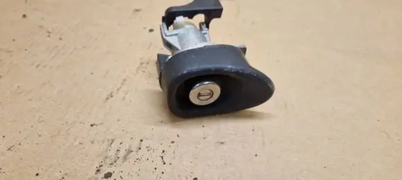 Toyota Yaris Tailgate/trunk/boot exterior handle
