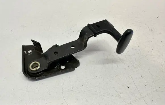Audi A6 Allroad C5 Engine bonnet (hood) release handle