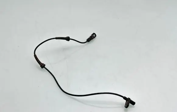 Dacia Logan III ABS brake wheel speed sensor 479004677R