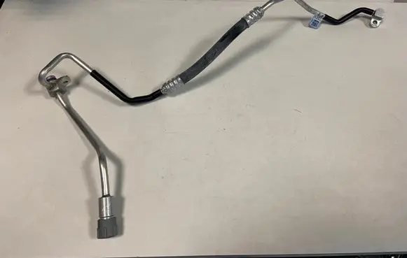 Audi A5 Air conditioning (A/C) pipe/hose 8W1816720