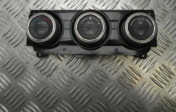 Subaru WRX Climate control unit 72311VA210 Y970