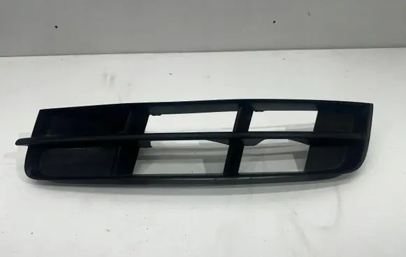 Audi Q7 4L Front bumper lower grill
