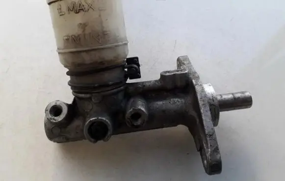 Honda Civic Master brake cylinder