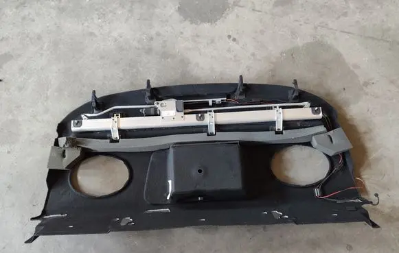 Peugeot 607 Rear windscreen sun blind/shade 96552100ZR 96355414ZR