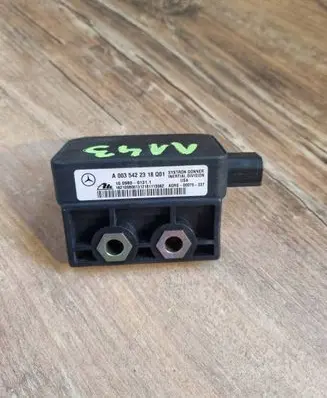 Mercedes-Benz ML W163 ESP acceleration yaw rate sensor A0035422318