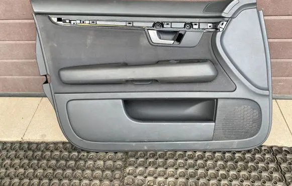 Audi A4 S4 B7 8E 8H Front door card panel trim 8E1867105
