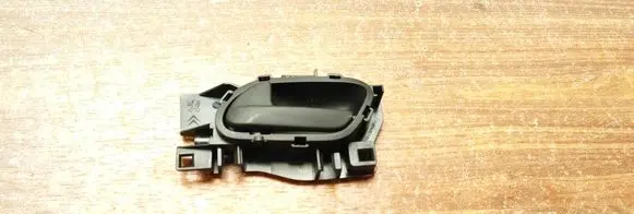 Peugeot Partner III Front door interior handle 96555515XT