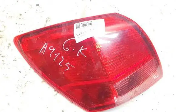 Nissan Qashqai Rear/tail lights 89070311