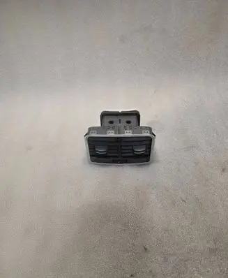 Audi A6 S6 C6 4F Rear air vent grill 4F0819203B