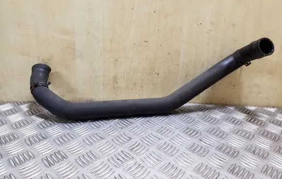 Nissan Qashqai Engine coolant pipe/hose