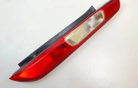 Ford Focus Rear/tail lights 4M5113404A