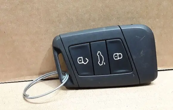 Volkswagen PASSAT B8 Ignition key/card 3G0959752K