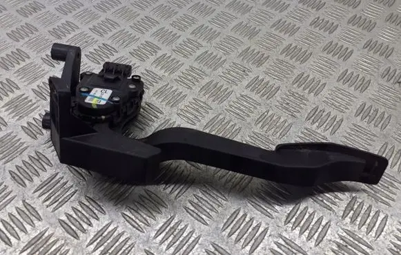 Opel Corsa C Accelerator pedal position sensor 9129423