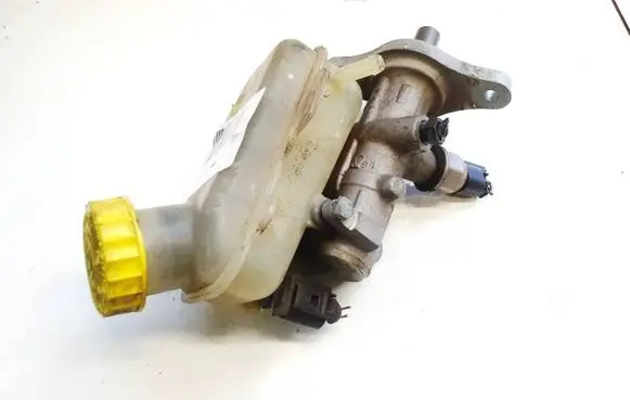 Audi A2 Master brake cylinder 8z1611301b