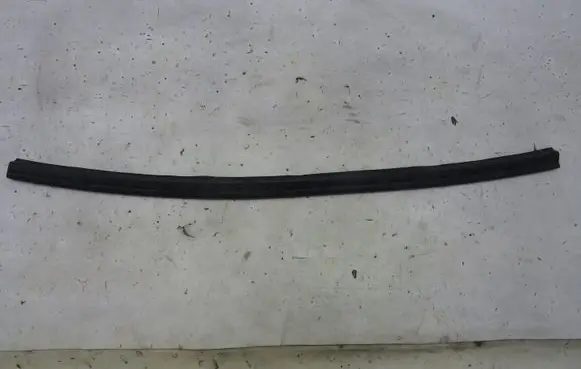 Audi Q5 SQ5 Rubber seal front coupe door window KRIS235789