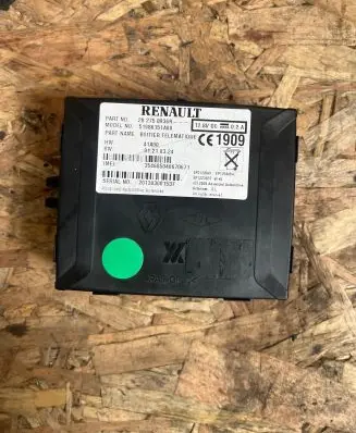 Renault Clio IV Phone control unit/module 282758936R 51986151A00 201303001537