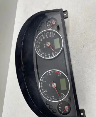 Ford Mondeo Mk III Speedometer (instrument cluster) 1S7F10841 6620 44ZU187