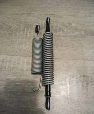BMW 5 E60 E61 Tailgate/trunk/boot tension spring 7141490