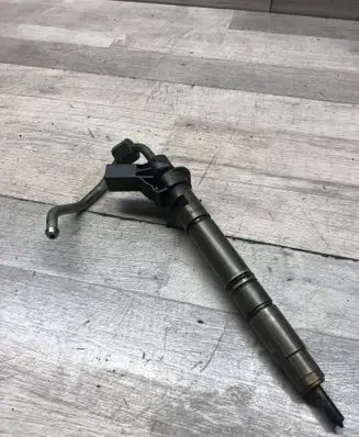 Audi A6 C7 Fuel injector 059130277 110712 0445117
