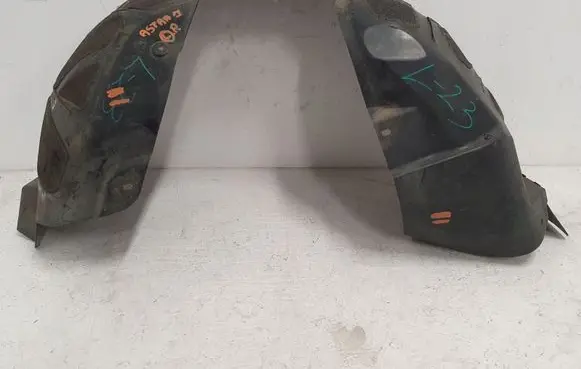 Opel Astra J Front wheel arch liner splash guards 13418972