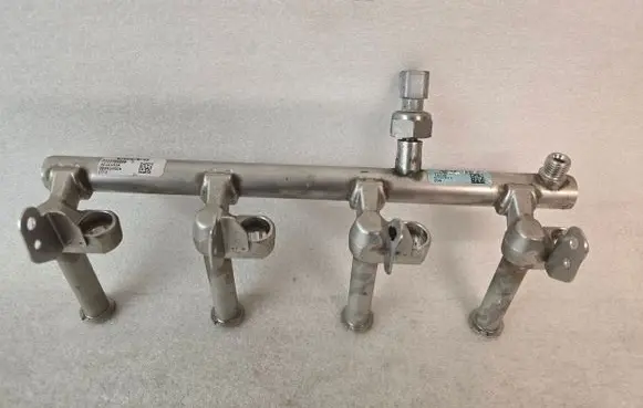 Fuel main line pipe