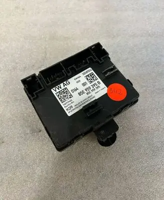 Audi A4 S4 B9 8W Door control unit/module 85E959395B