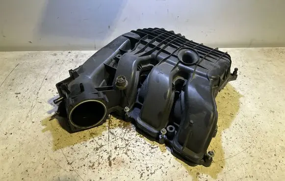 Dodge Challenger Intake manifold 05184693AE