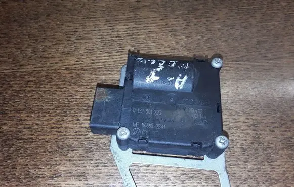 Audi A8 S8 D3 4E Heater blower motor/fan resistor 4E0820511