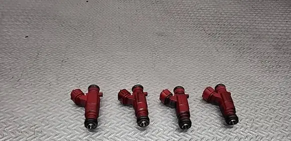 Nissan Almera N16 Fuel injectors set 0280155940