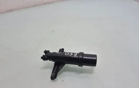 BMW 5 E60 E61 Headlight washer spray nozzle 